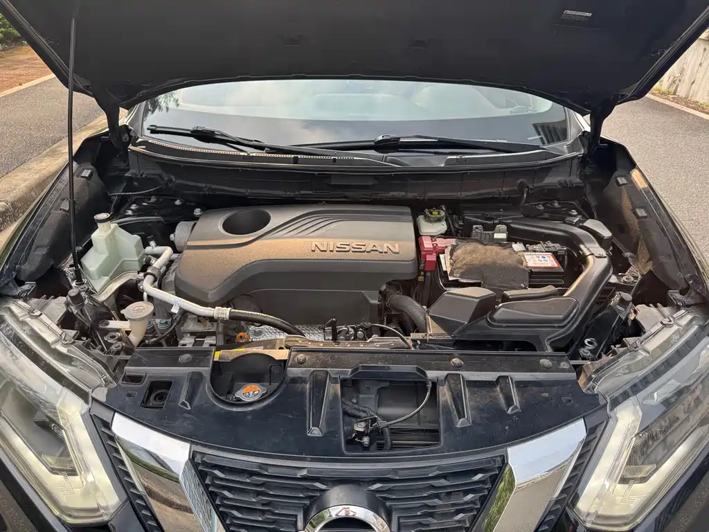 Nissan X-Trail — миниатюра 17