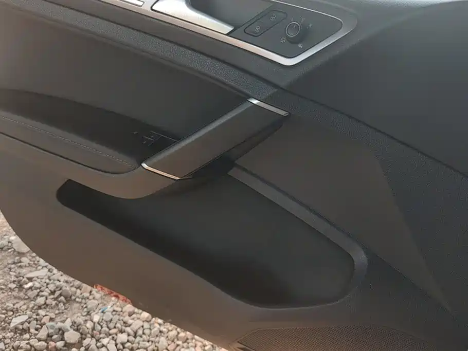 Volkswagen Golf 2018 1.6L AT Comfort