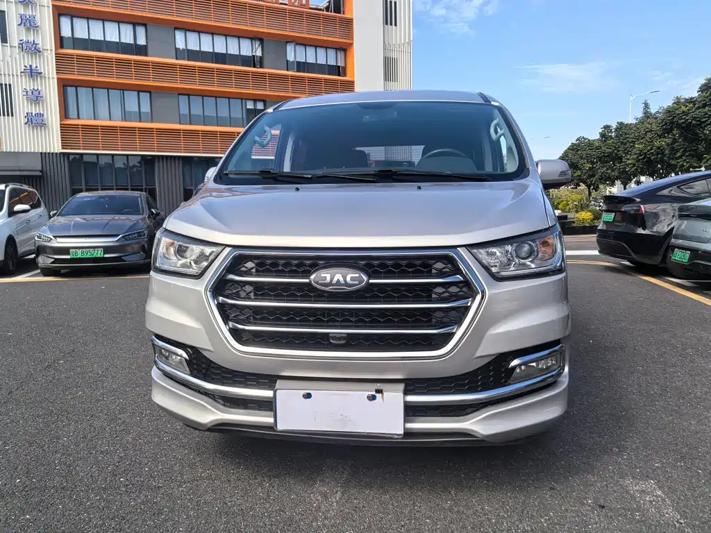 JIANGHUAI RUIFENG M4