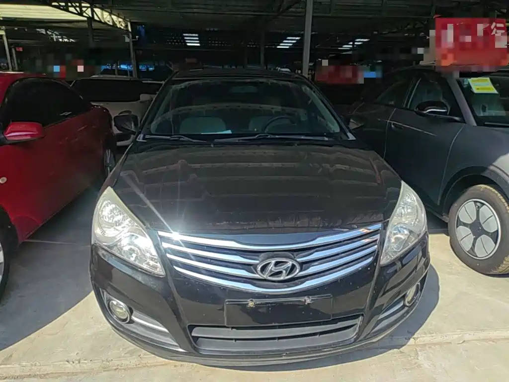 Hyundai Elantra — миниатюра 3