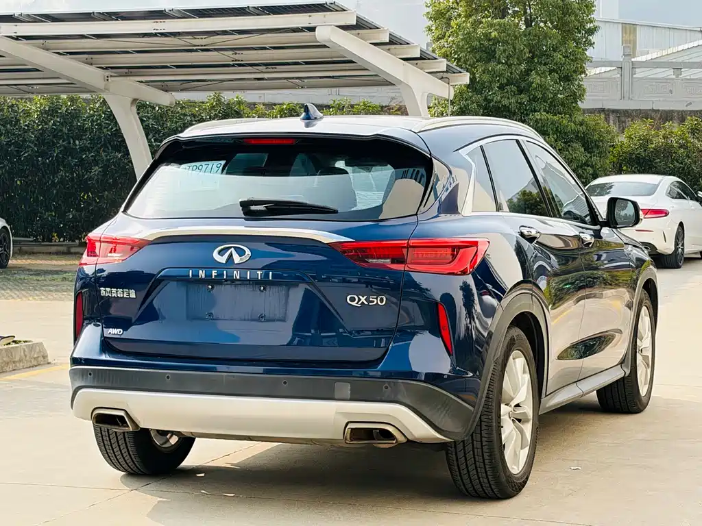 INFINITI QX50