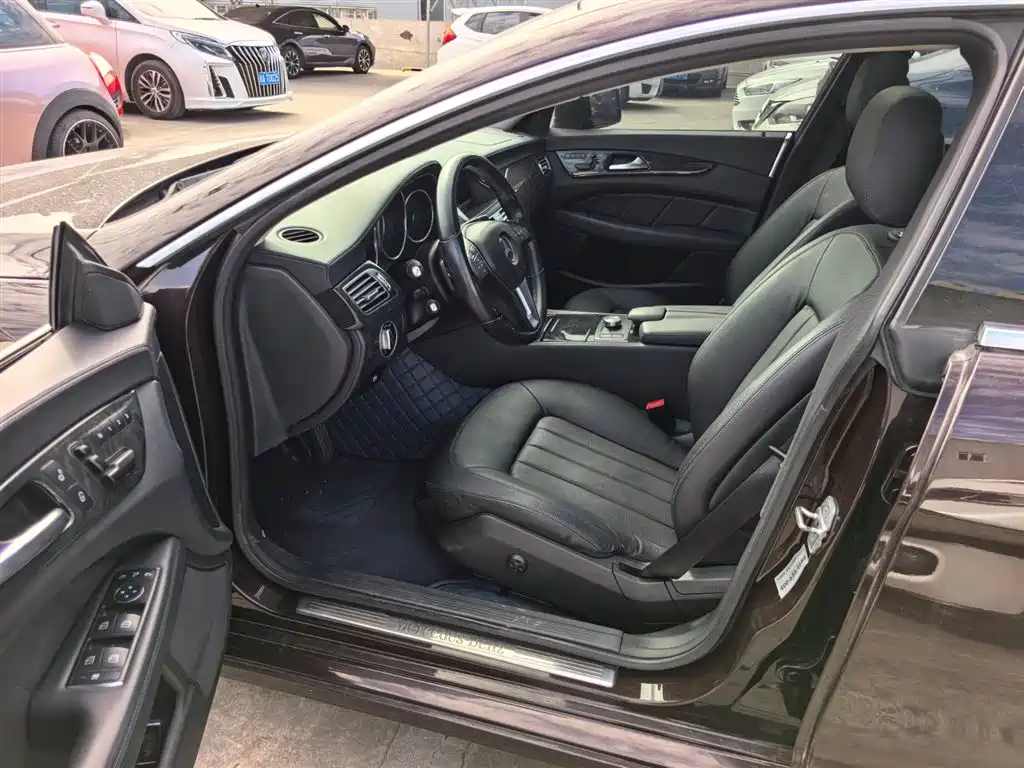 Mercedes-Benz CLS 2012 CLS 300 CGI
