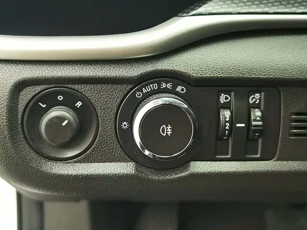 Buick Excelle — миниатюра 21