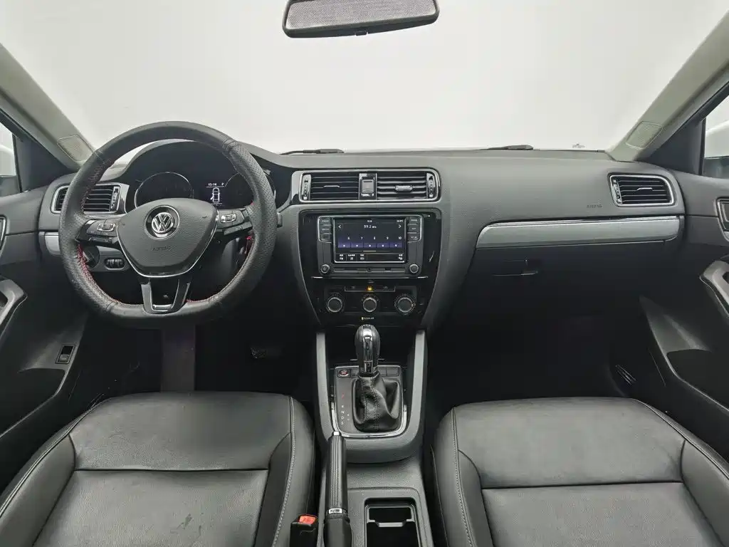 Volkswagen Sagitar — миниатюра 5