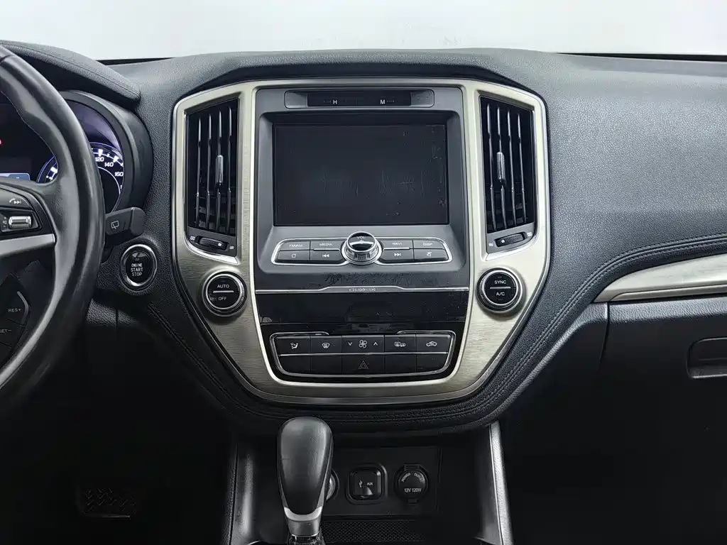 Changan CS95 — миниатюра 12
