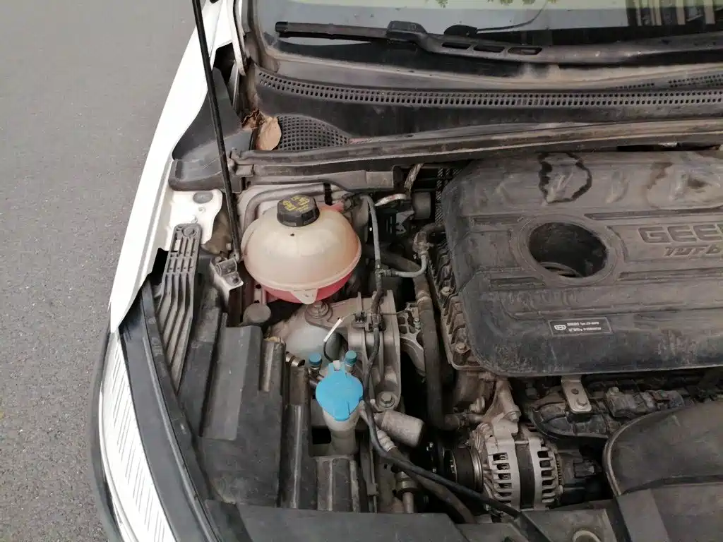 Geely Emgrand S — миниатюра 19