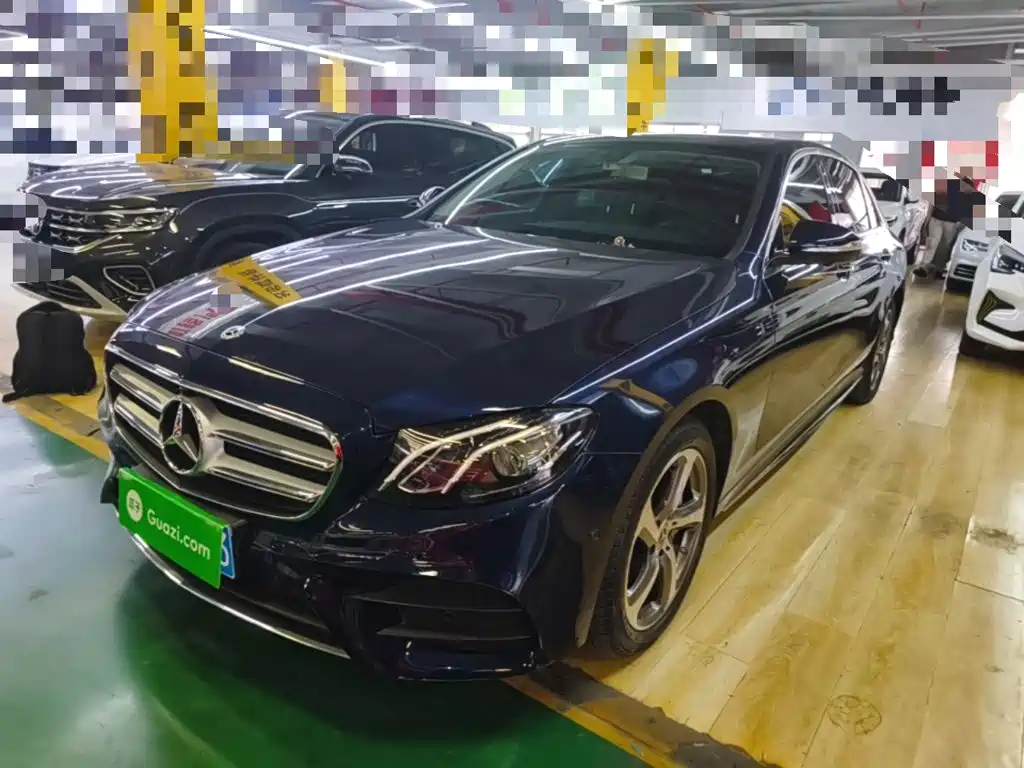 Mercedes-Benz E-Class — миниатюра 2