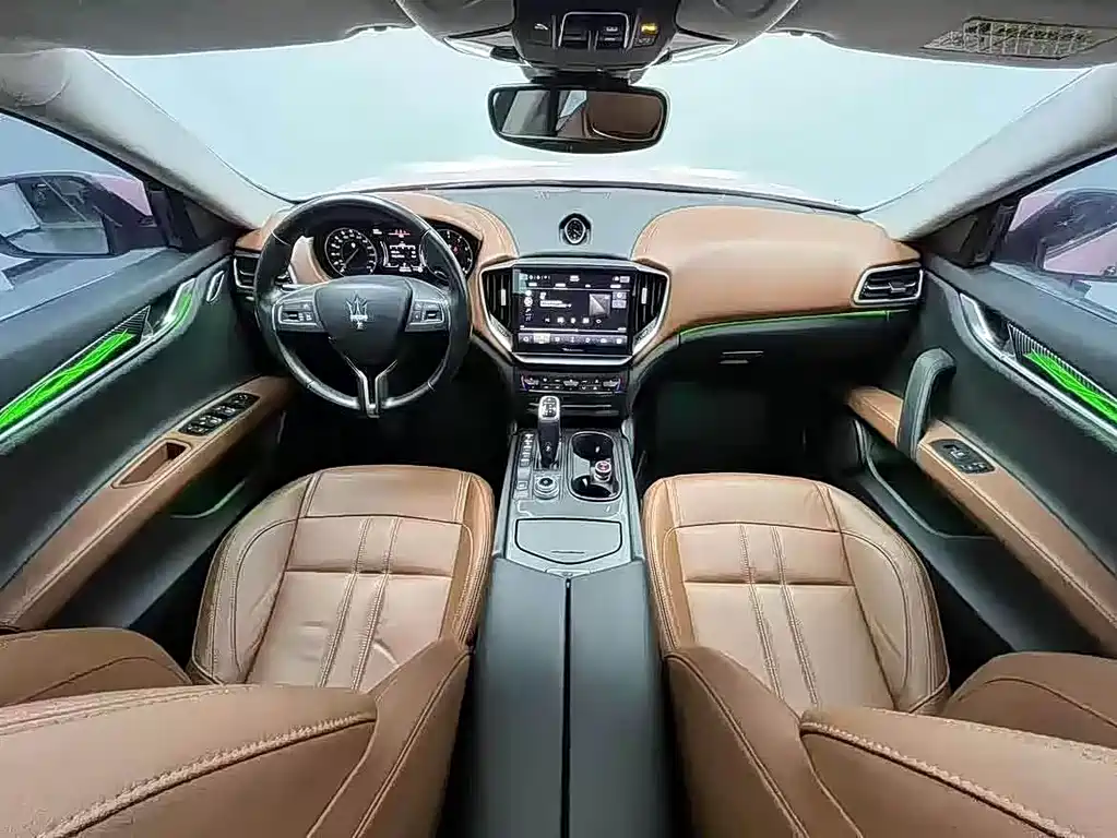 Maserati Ghibli 2022 2.0T GT