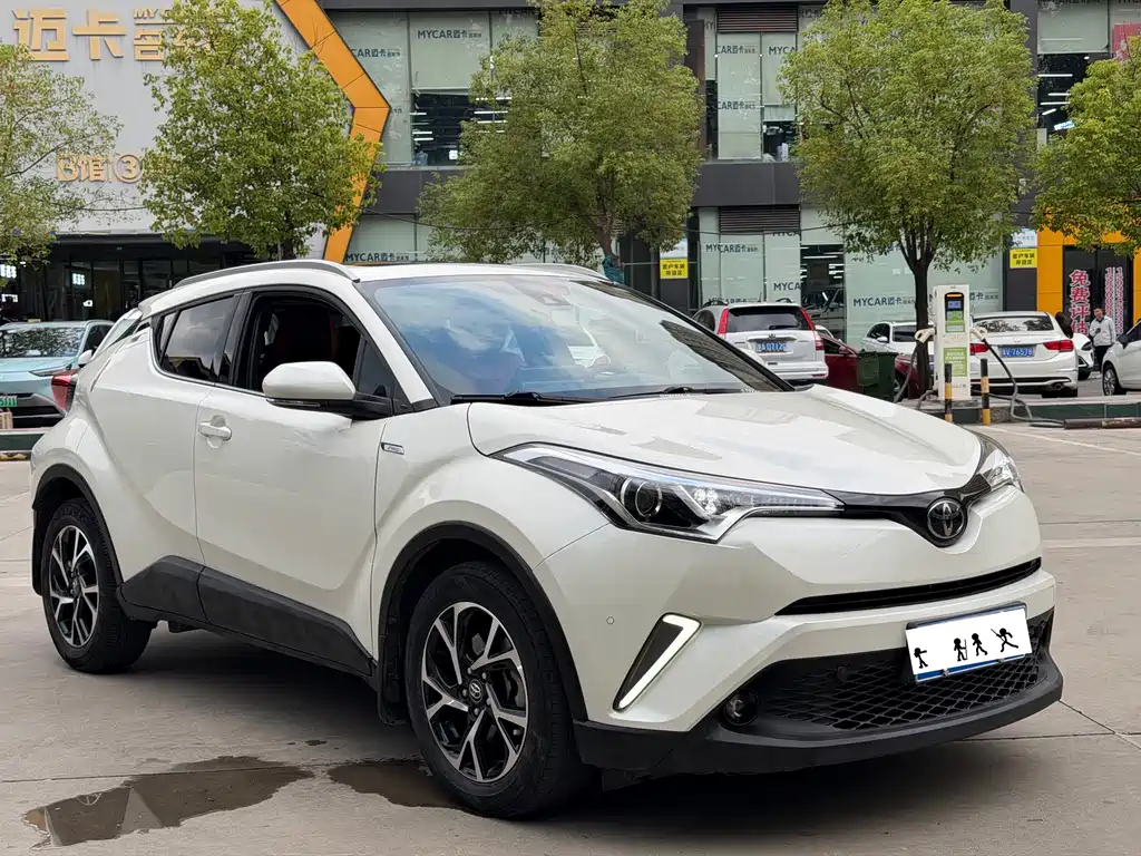 Toyota C-HR — миниатюра 3