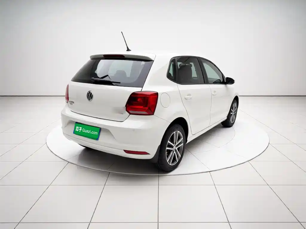 Volkswagen Polo — миниатюра 6