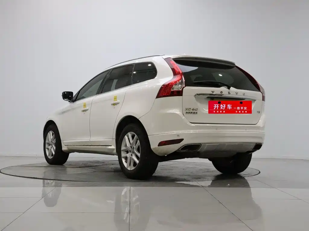 Volvo XC60 — миниатюра 6