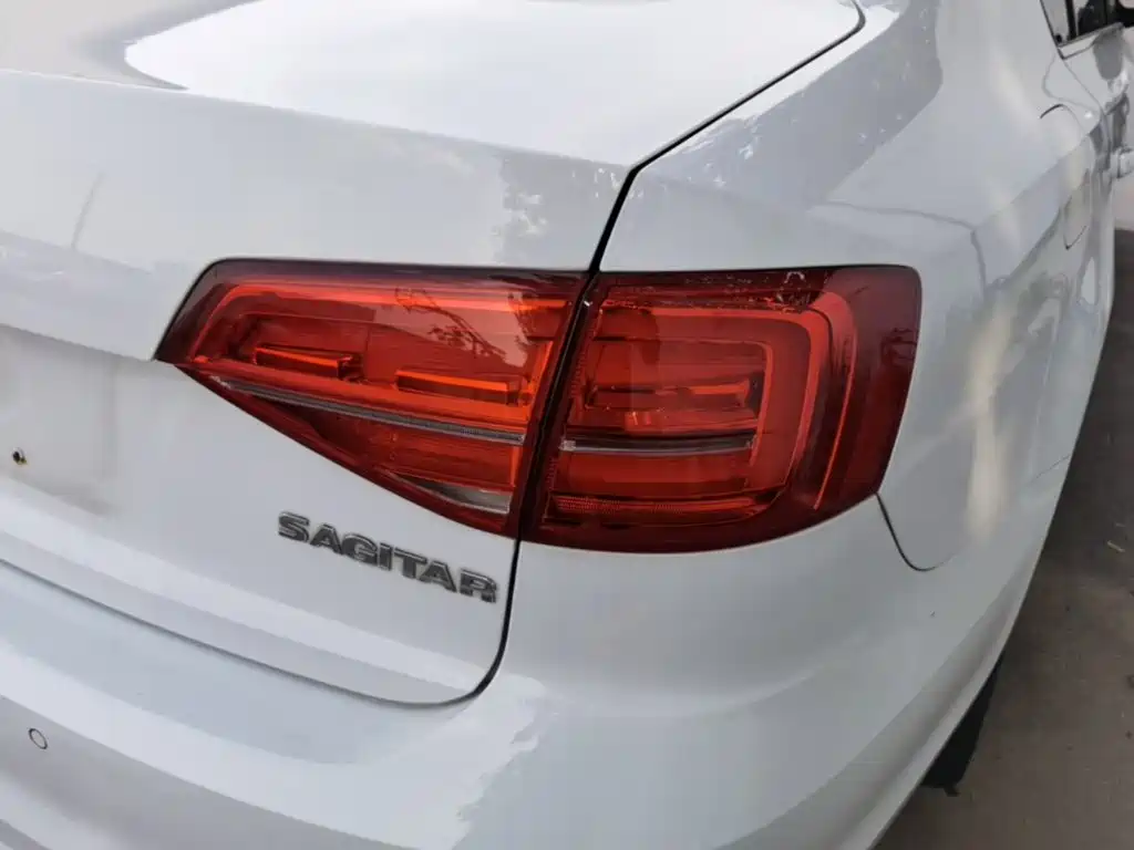 Volkswagen Sagitar — миниатюра 8