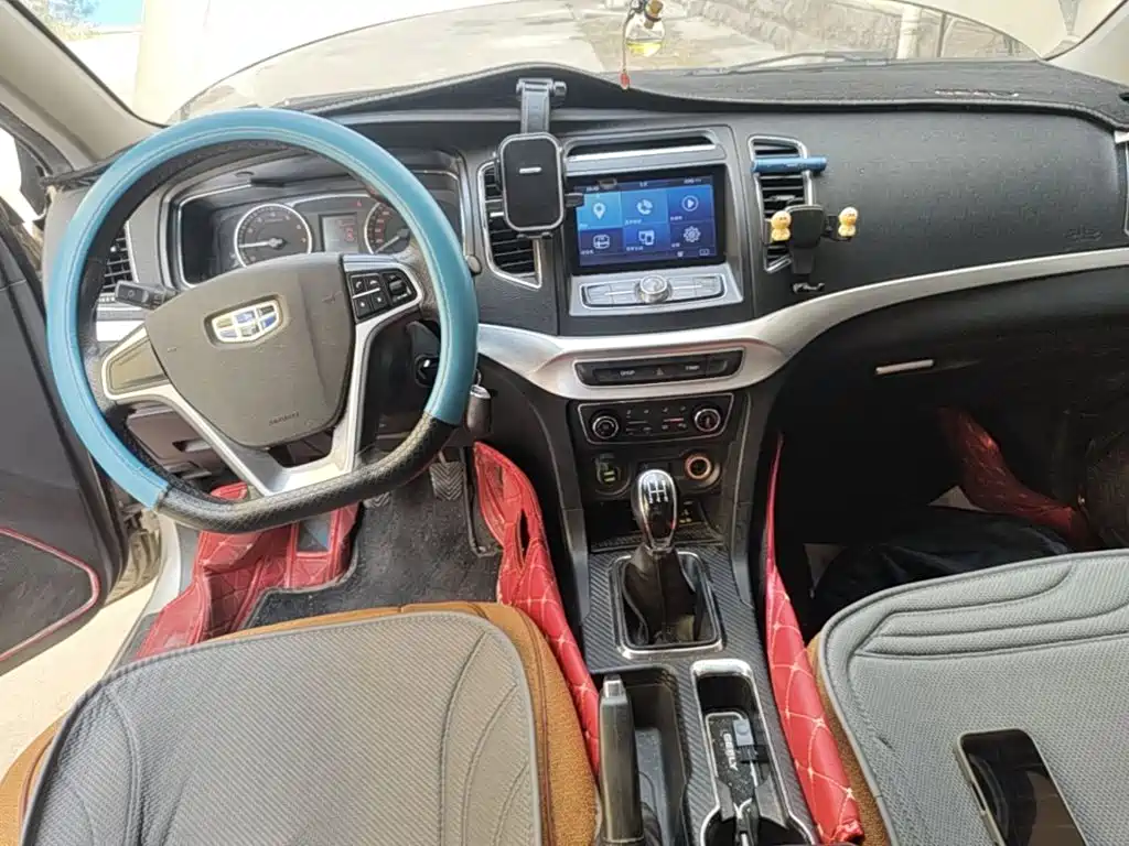 Geely Vision — миниатюра 10