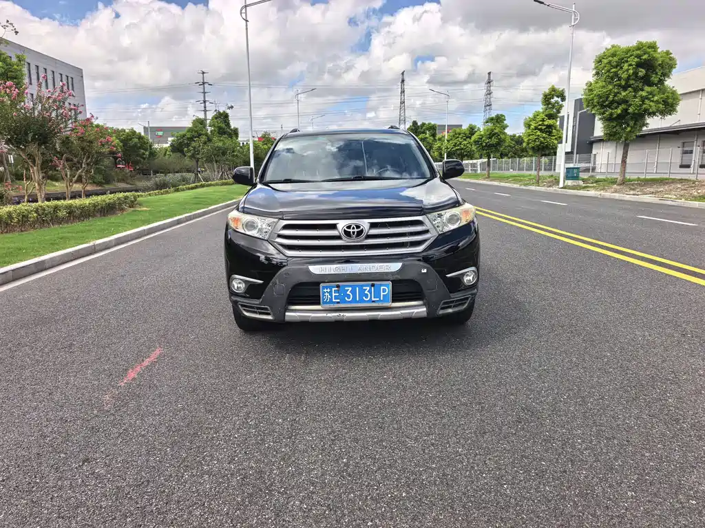 Toyota Highlander — миниатюра 2
