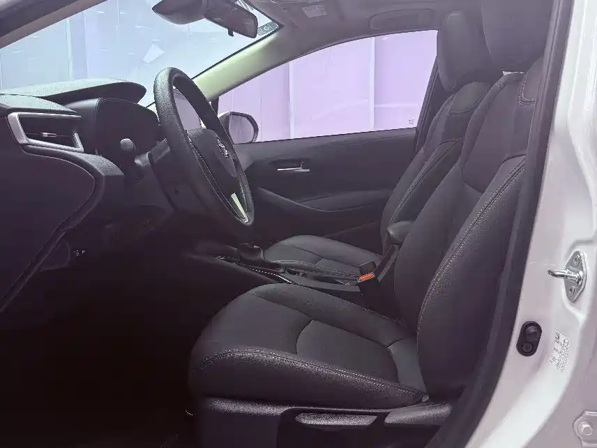 Toyota Corolla — миниатюра 8