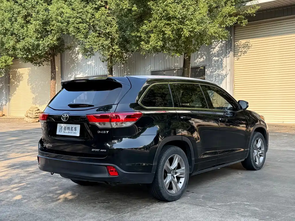 Toyota Highlander — миниатюра 7