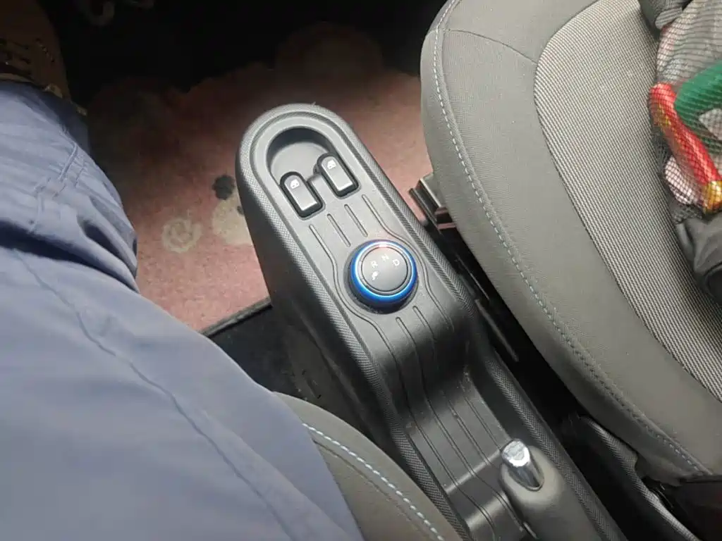 Wuling MINIEV — миниатюра 14