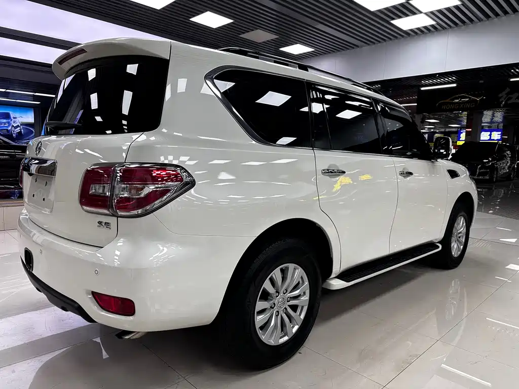 Nissan Patrol 4.0L Platinum Type, фото 7