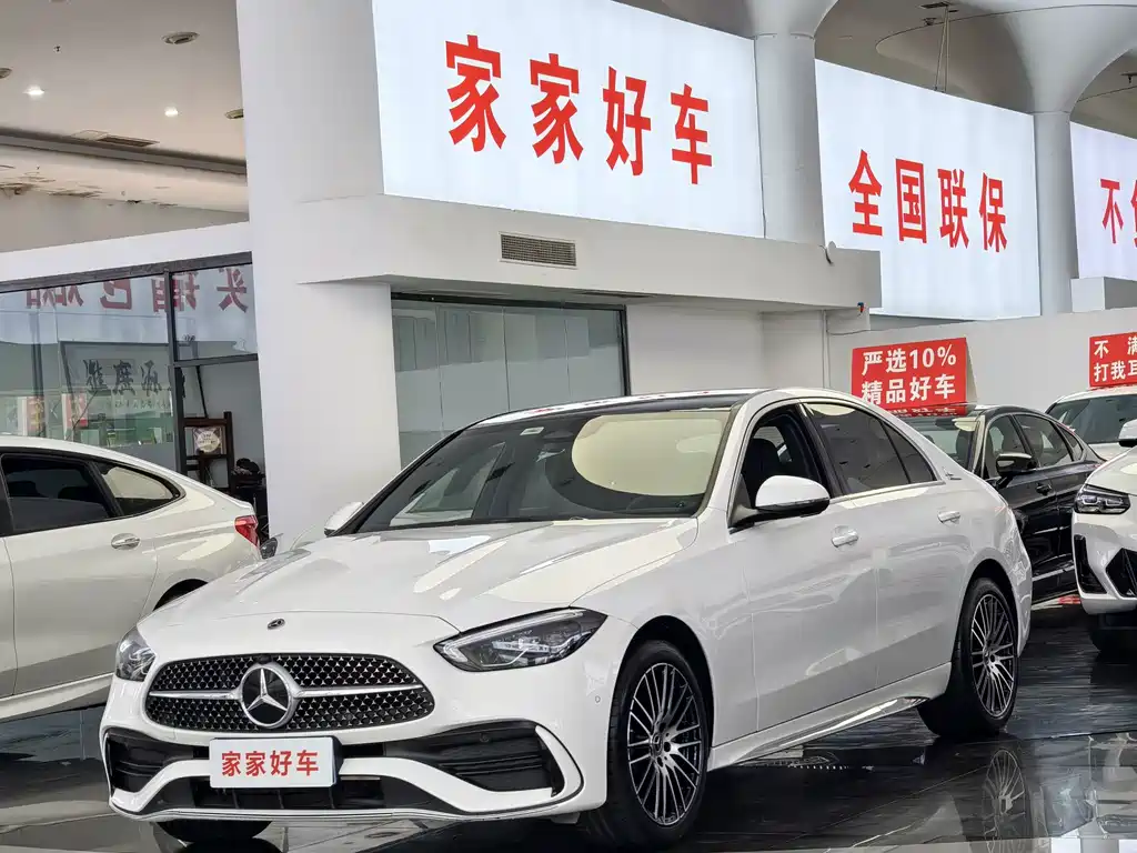 Mercedes-Benz C-Class — миниатюра 2