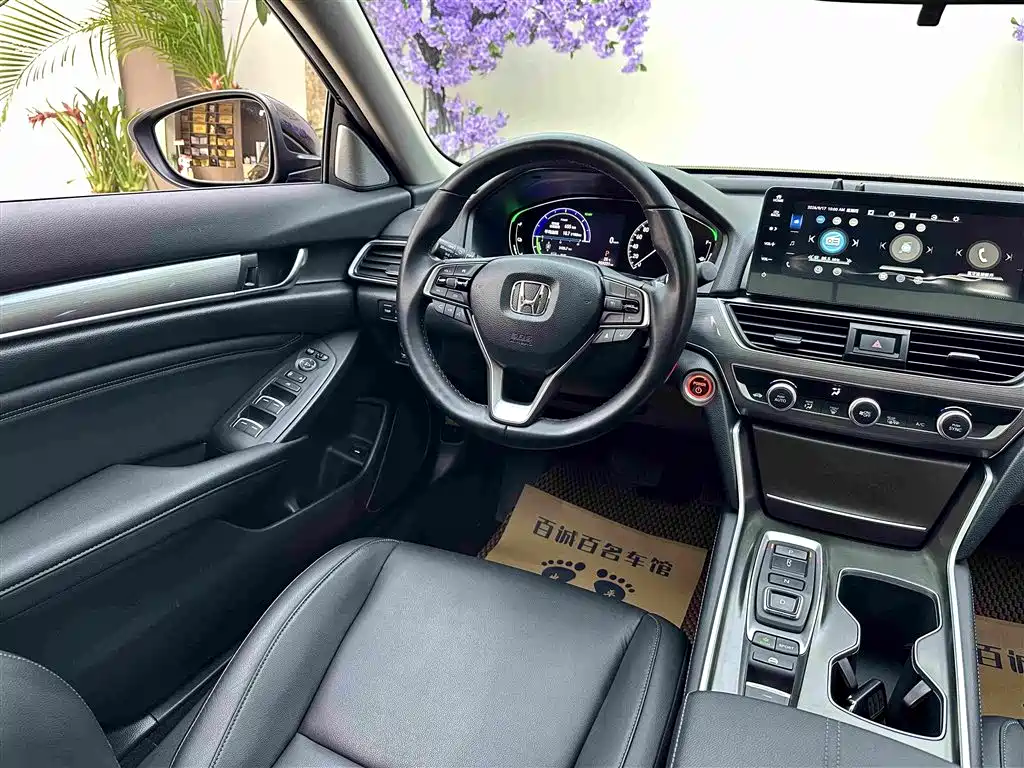 Honda Accord — миниатюра 16