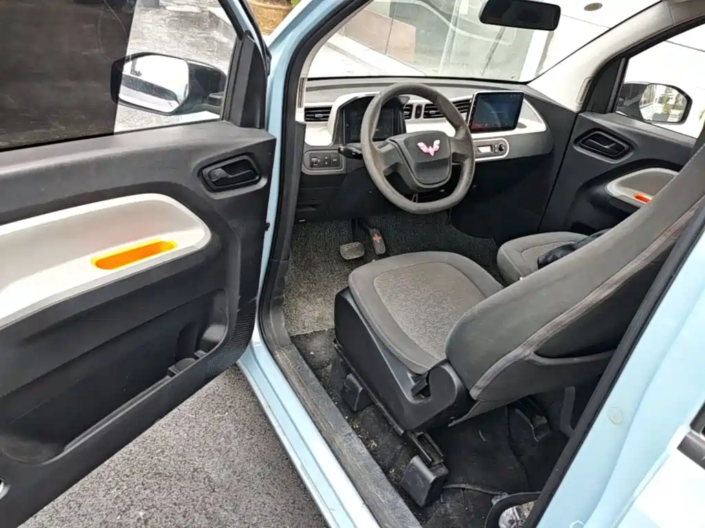 Wuling MINIEV — миниатюра 16