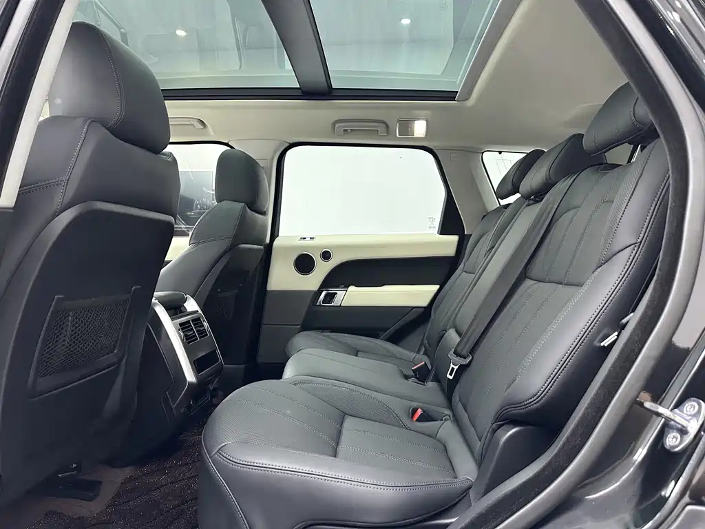 Land Rover Sport — миниатюра 10