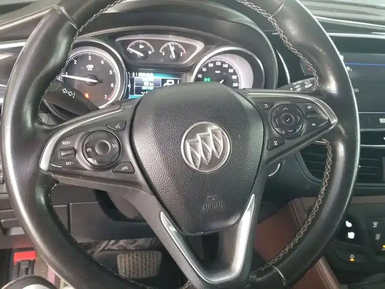 Buick Envision Plus — миниатюра 11