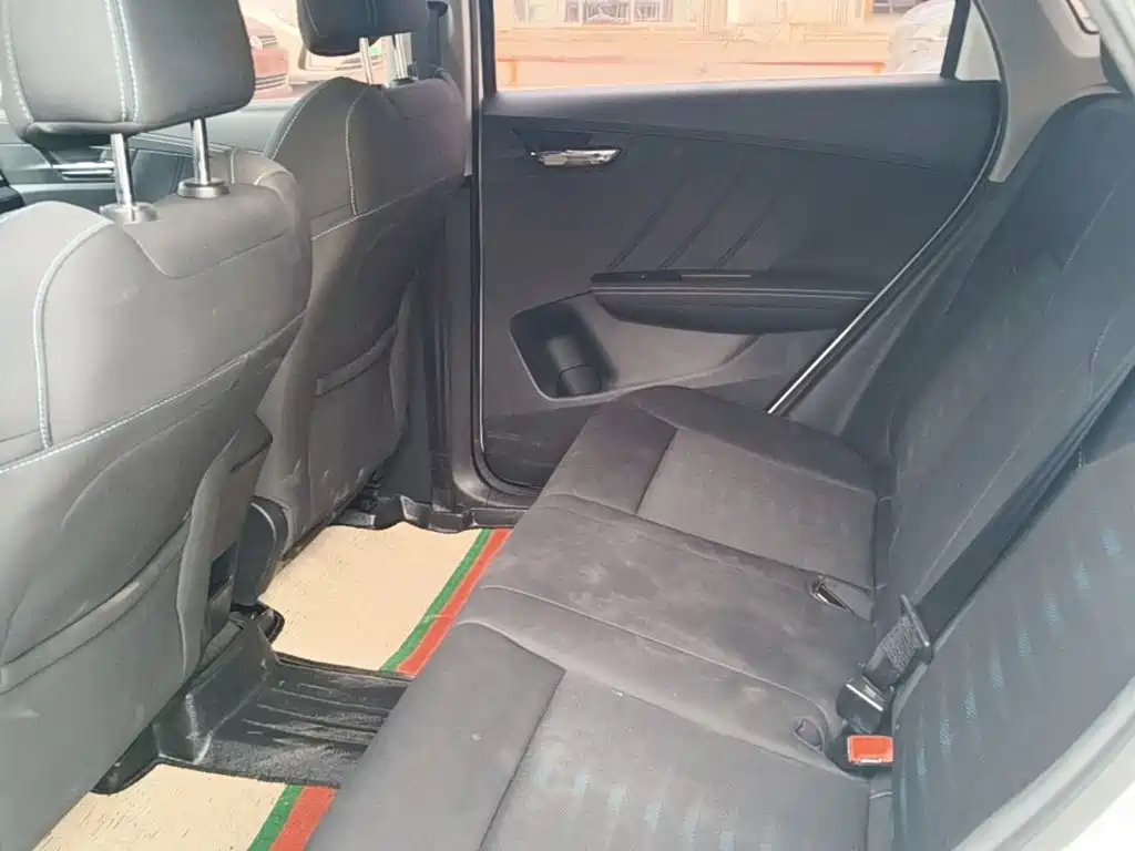 BYD e2 — миниатюра 17