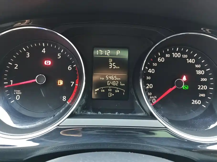 Volkswagen Sagitar — миниатюра 14