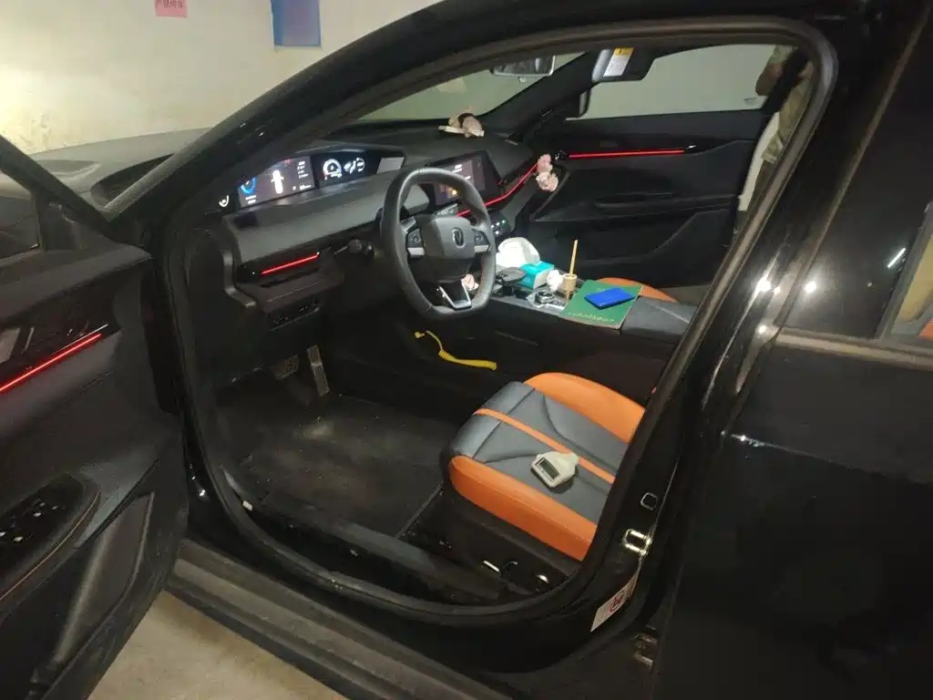 Changan UNI-V — миниатюра 17