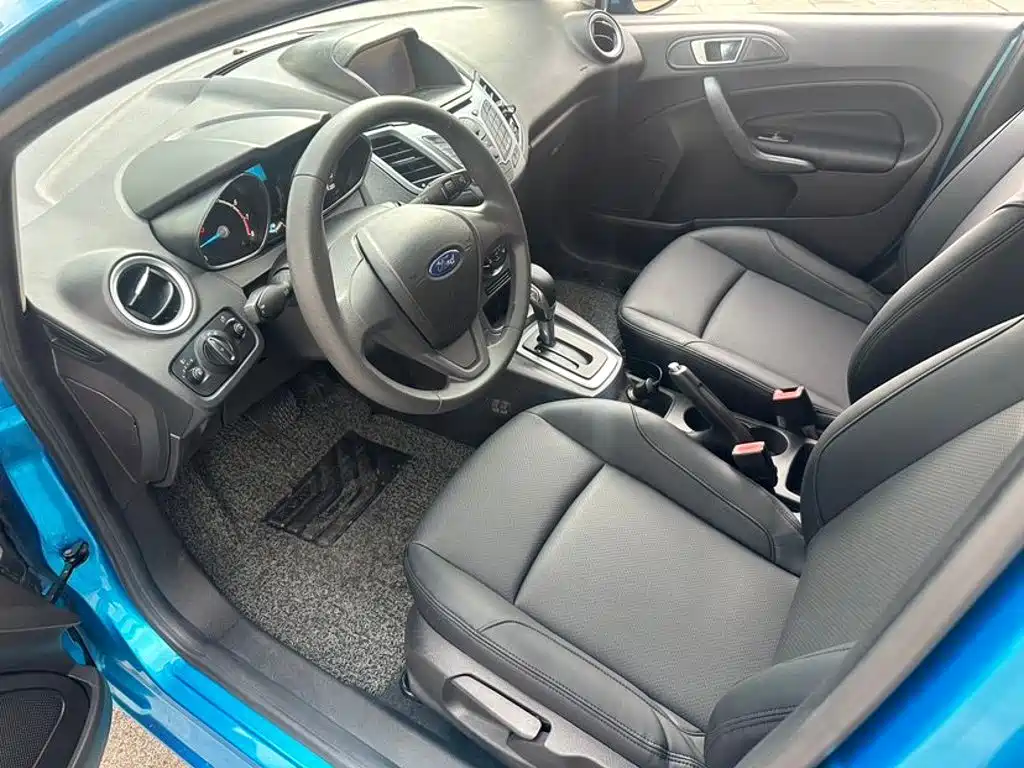 Ford Fiesta — миниатюра 7