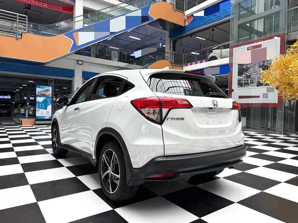 Honda Vezel — миниатюра 17