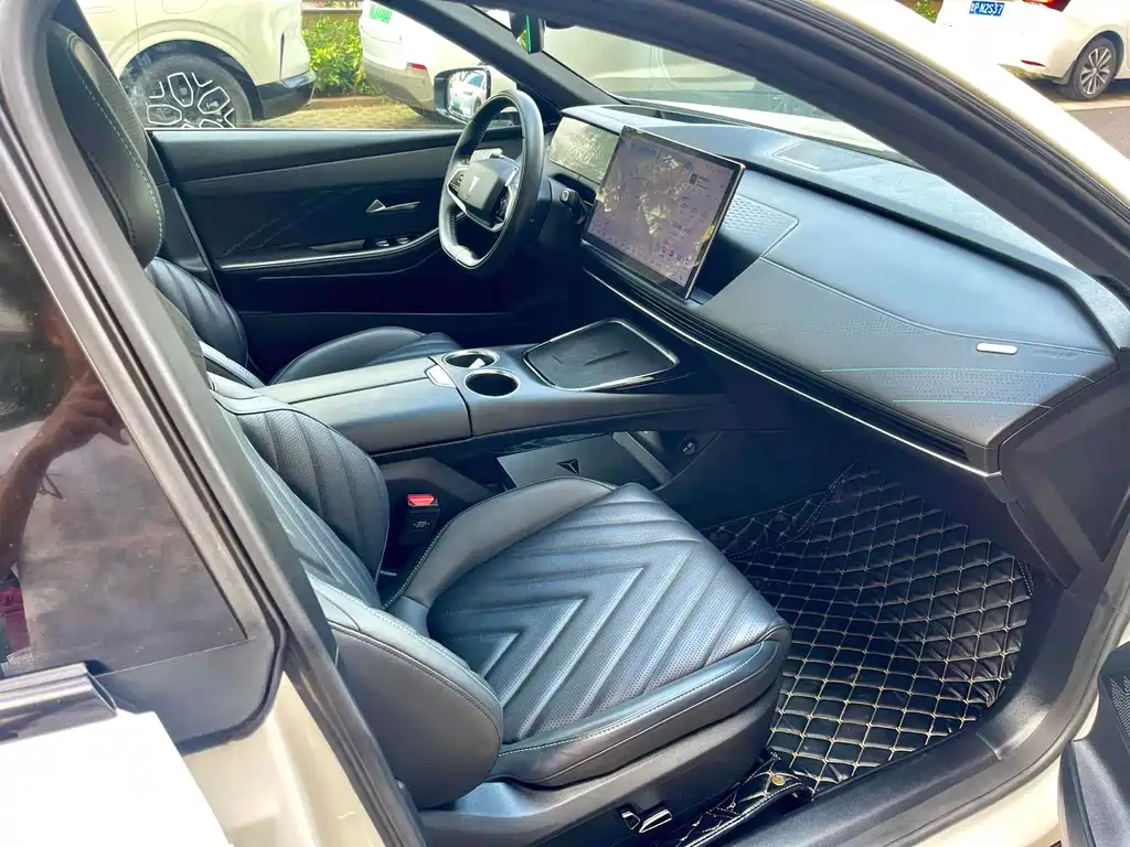 Changan Deepal DARK BLUE SL03