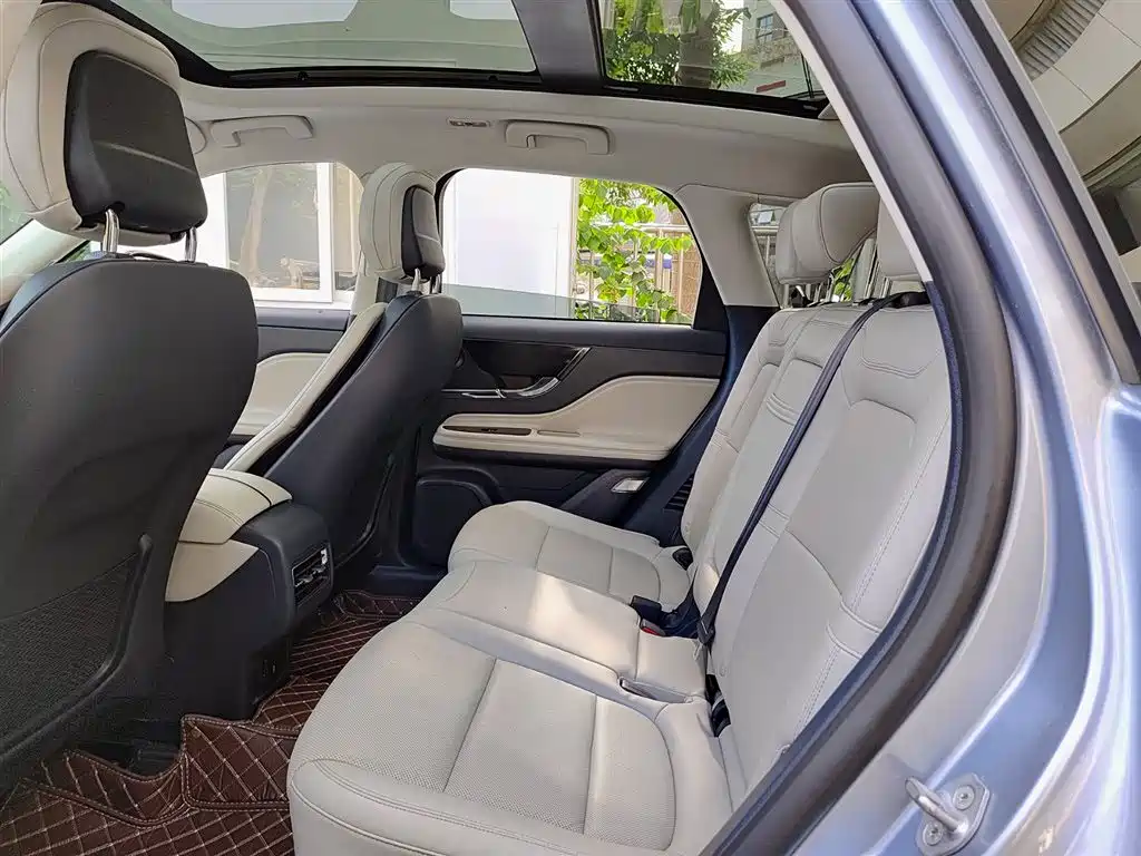 Lincoln Corsair 2023 2.0T