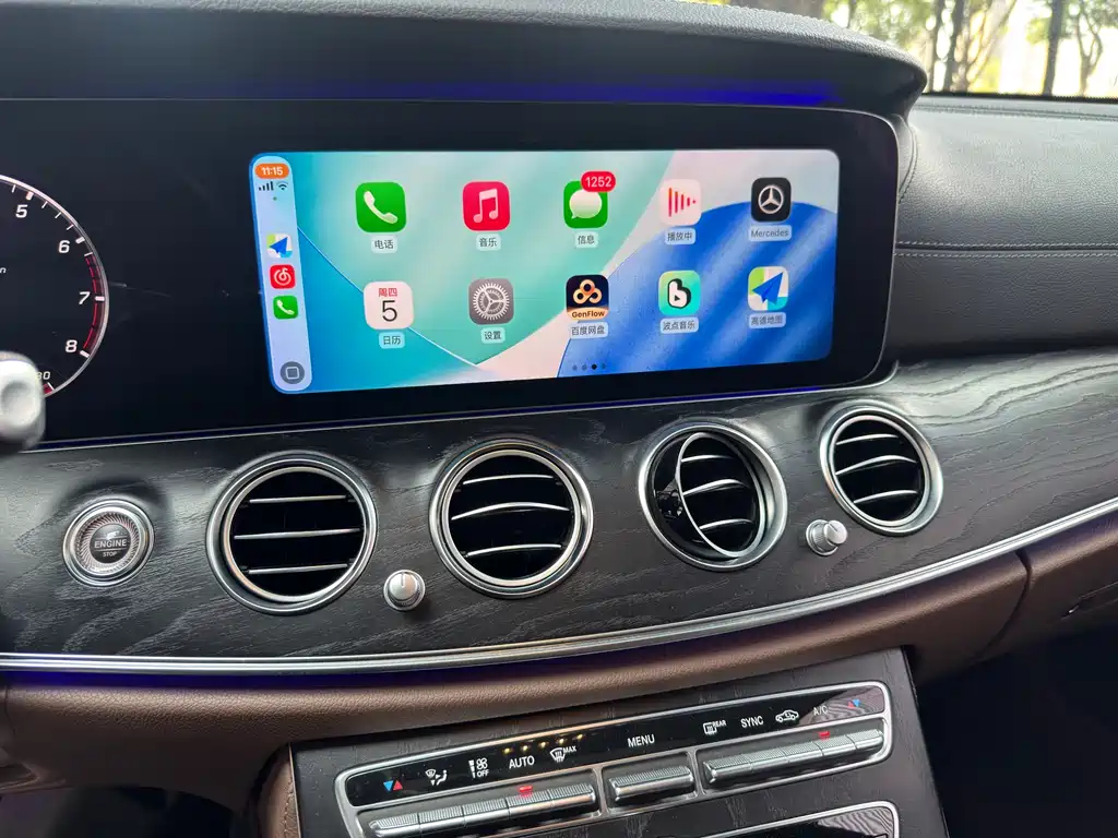 MERCEDES-BENZ E CLASS