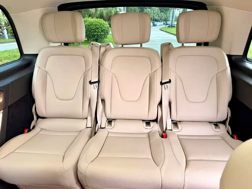 Mercedes-Benz V-Class — миниатюра 7