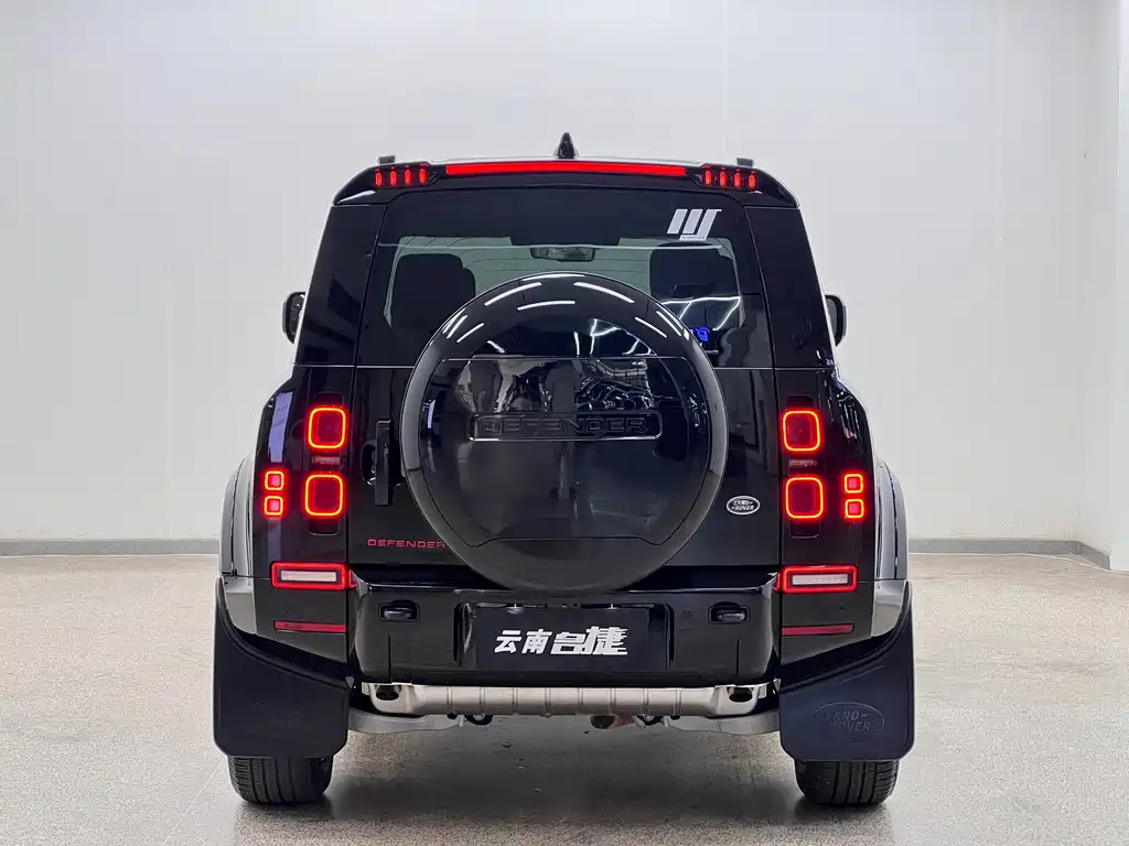 Land Rover Land Rover Defender 2024 110 3.0T P400 X-DYNAMIC HSE