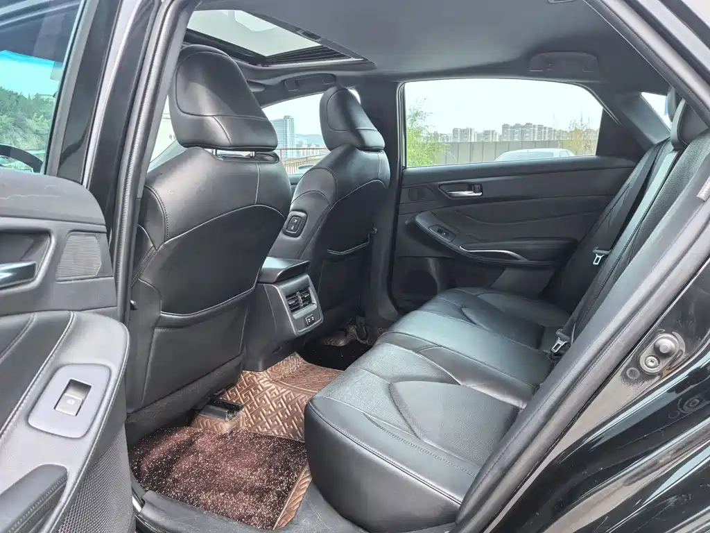 Toyota Avalon — миниатюра 6