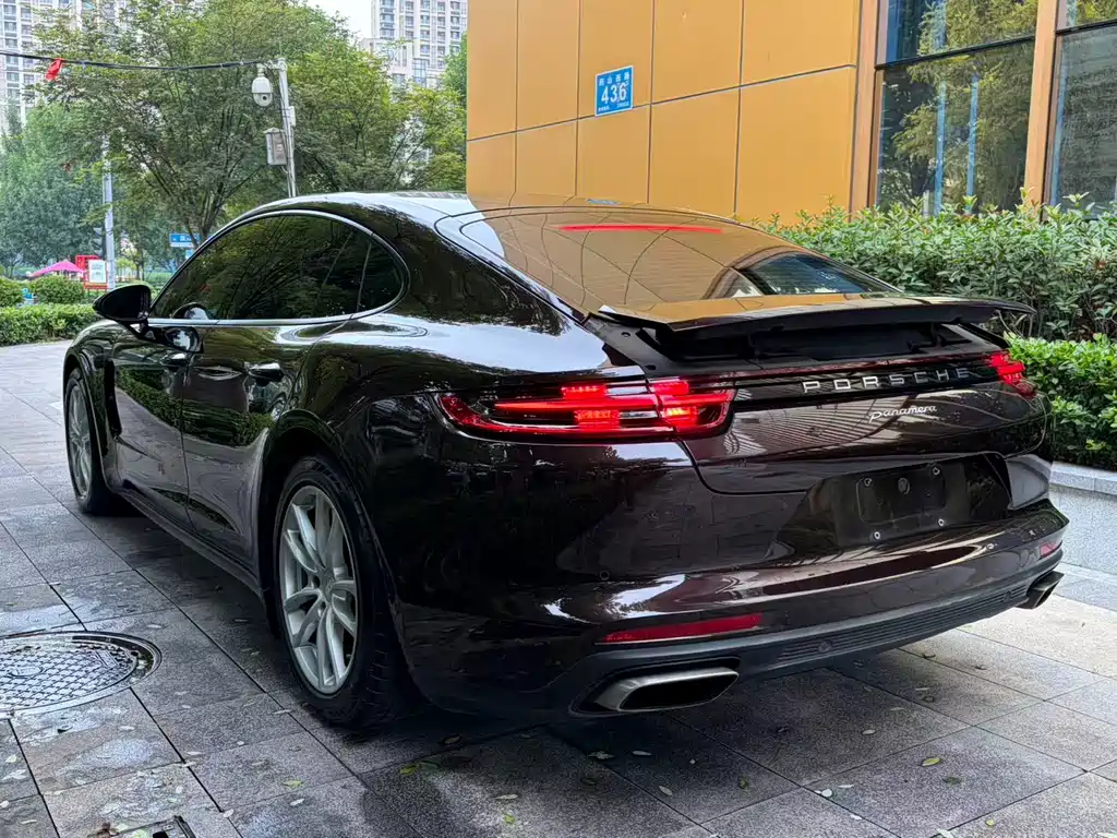 Porsche Panamera — миниатюра 9