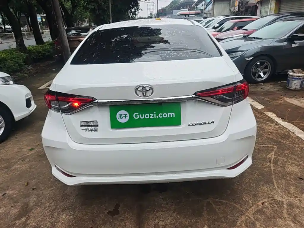 Toyota Corolla — миниатюра 6