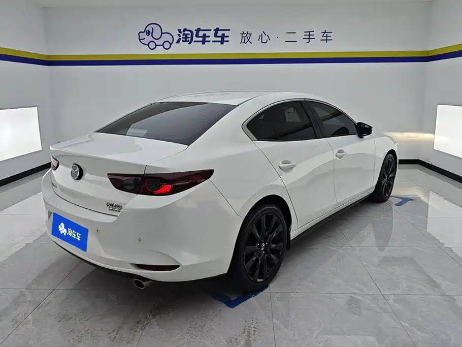 Mazda 3 Axela — миниатюра 3