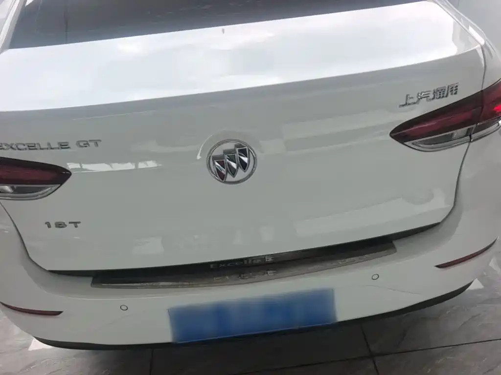 Buick Excelle — миниатюра 6