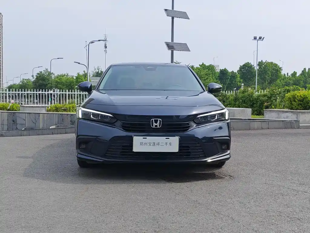 Honda Civic 2022 240TURBO CVT