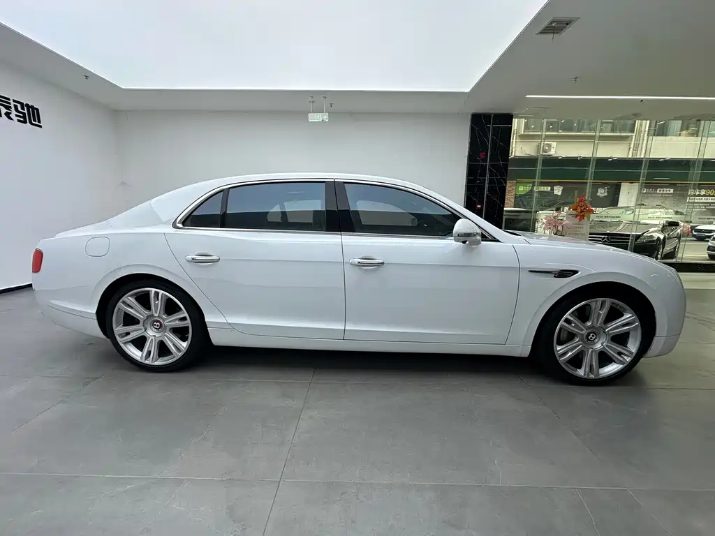 Bentley Flying Spur 2014 4.0T V8 Luxury