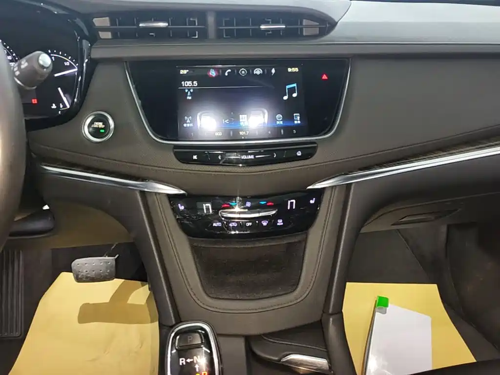 Cadillac XT5 — миниатюра 13