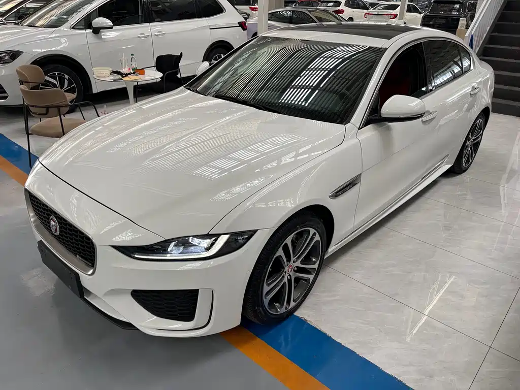 Jaguar XEL 2020