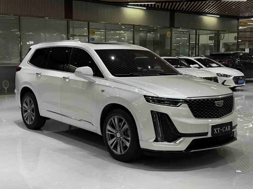 Cadillac XT6 — миниатюра 3