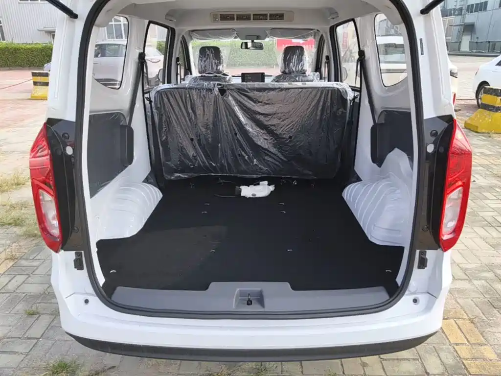 Wuling Hongguang EV — миниатюра 19