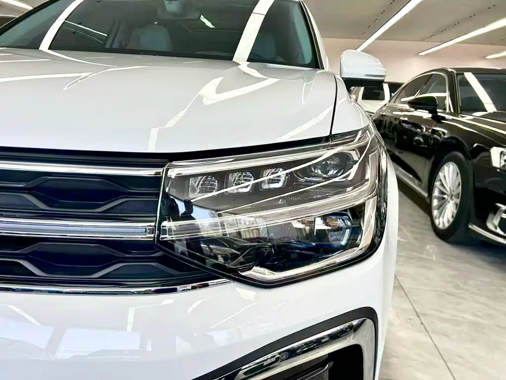 Volkswagen Tharu — миниатюра 25