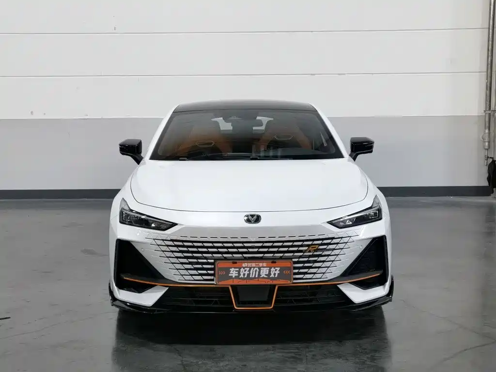 Changan UNI-V — миниатюра 3